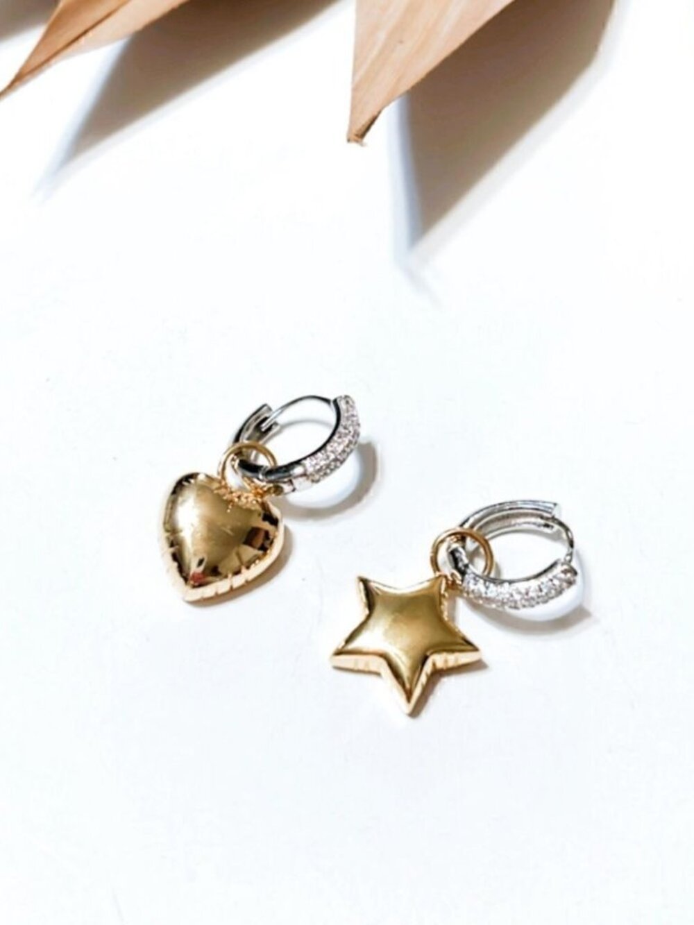 Heart hoop earrings 289